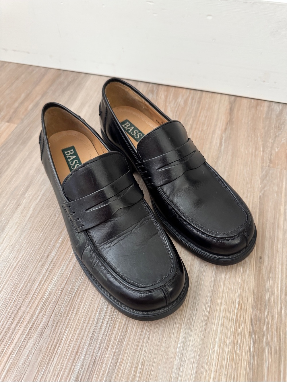 G.H. Bass Black Leather Penny Loafers Women’s Size 7 Y2K Preppy Academia 90s